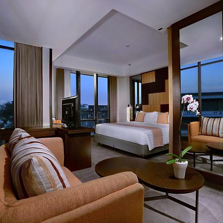 Aston Inn Mataram Kültér fotó