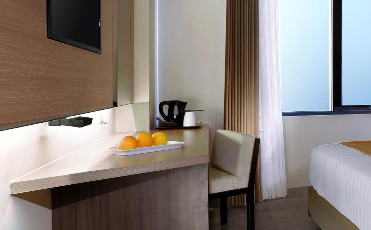 Aston Inn Mataram Kültér fotó