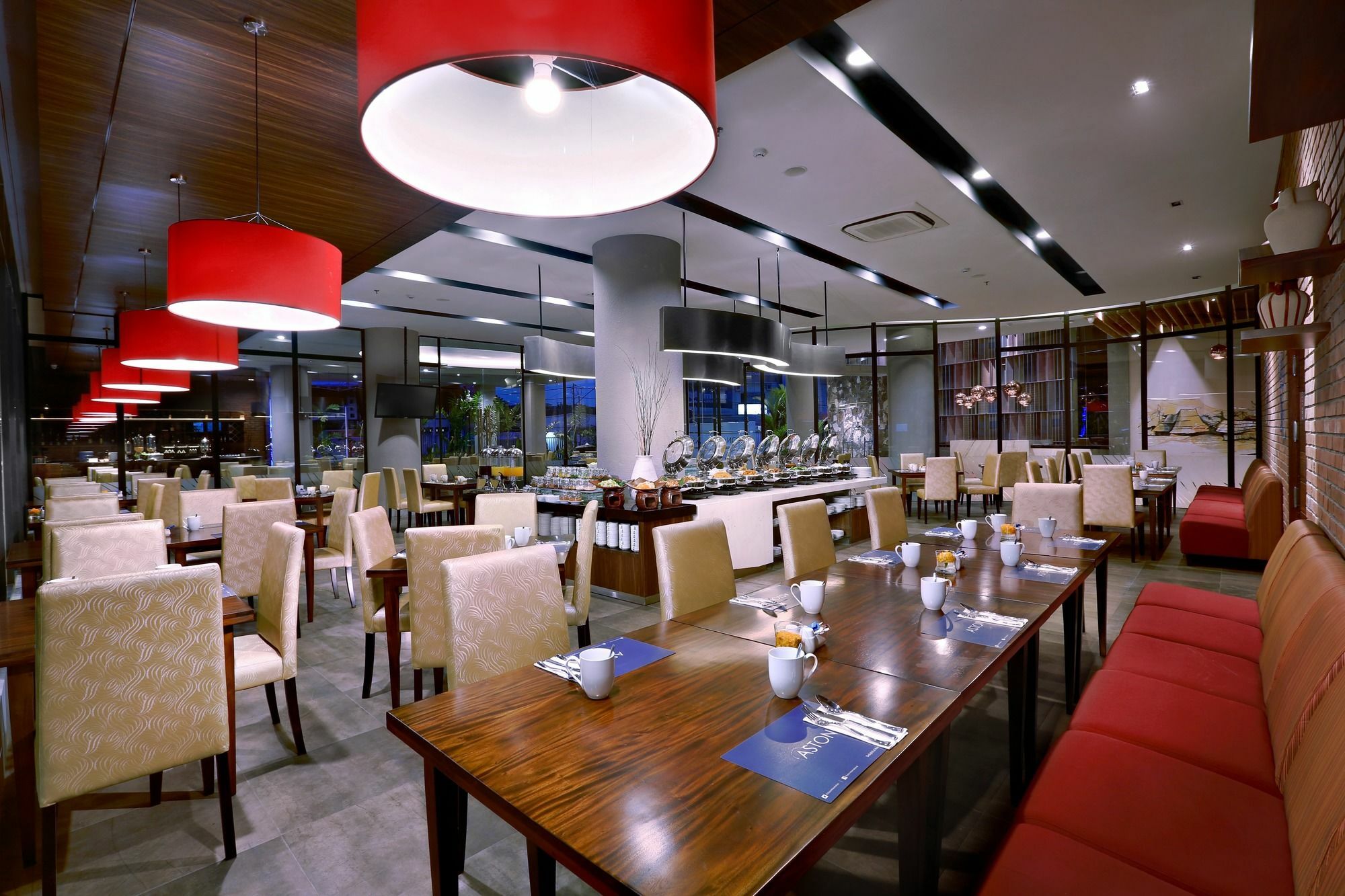 Aston Inn Mataram Kültér fotó